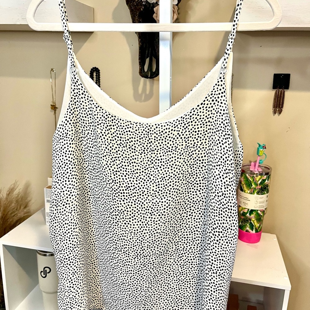 NWOT Mine Anthropology Monochrome Polka Dotted Camisole - Picture 4 of 5